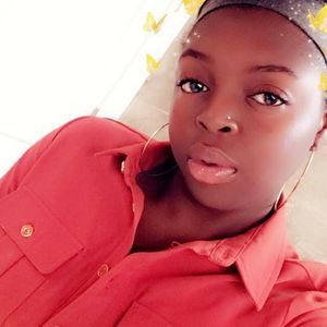 Meet your Posher, Rena